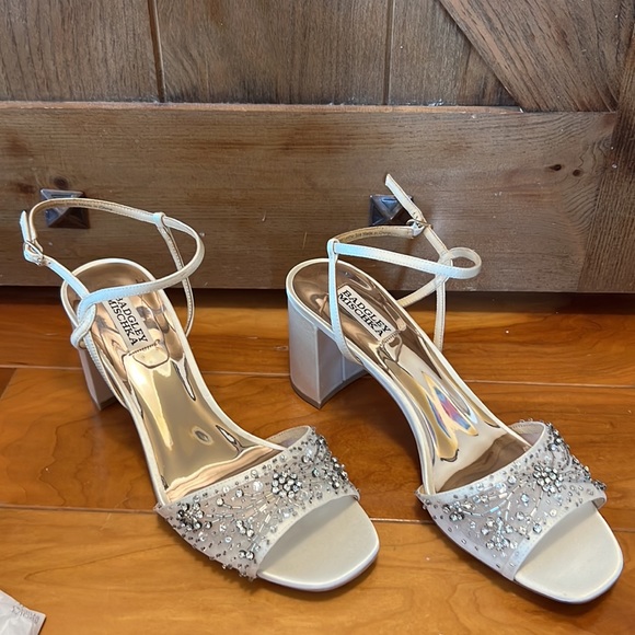 Badgley Mischka Blaine Ivory Satin Beaded Mesh Dress Sandals - Picture 9 of 13